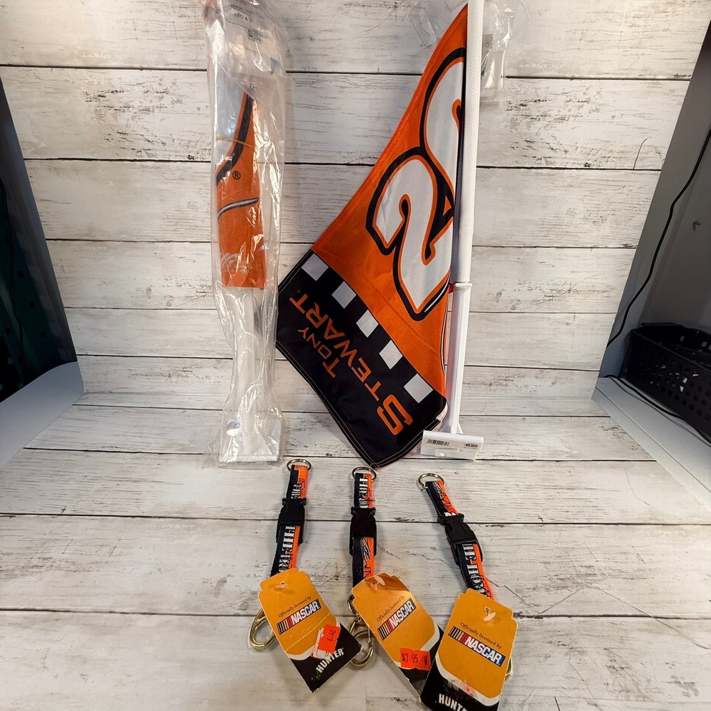 Tony Stewart NASCAR #20 Car Window Flags and Lanyards‎ Lot of 5 New Home Depot
